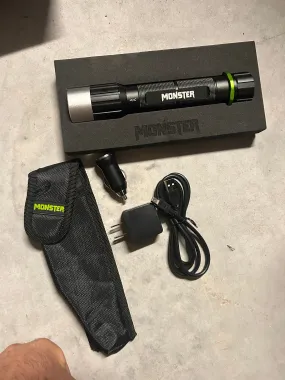 Monster rechargeable, flashlight