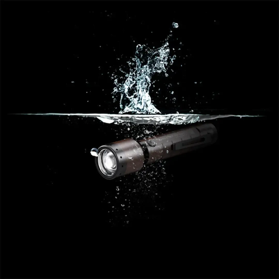 P6R Signature Rechargeable Torch by LED Lenser