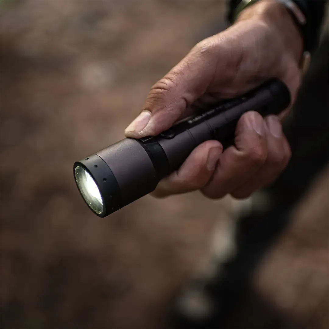 P7R Signature Rechargeable Torch by LED Lenser