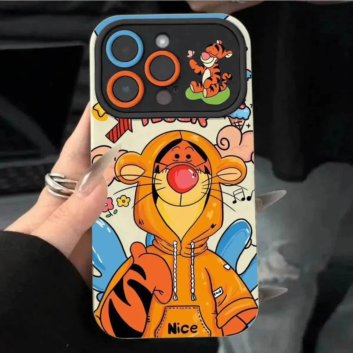 Tigger Vivid Phone Case (For iPhones)