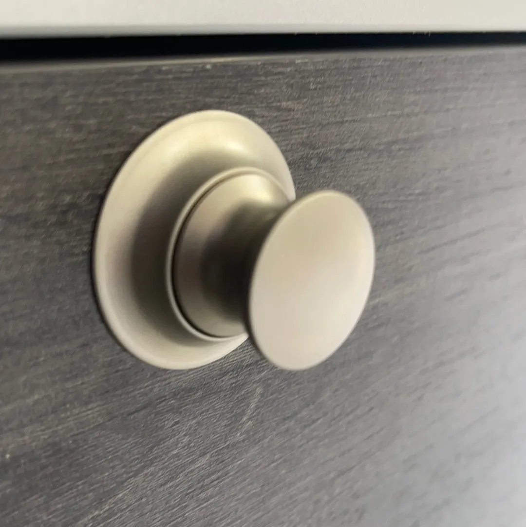 VanEssa replacement drawer knob / button